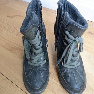 Really Cool Lined Heeled Boots